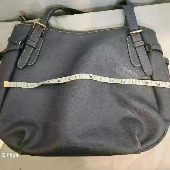 Dooney and bourke Pebble Satchel - Picture 2 of 10